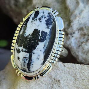 True White Buffalo "turquoise" Navajo handmade ring by Norvin Johnson signed 8.5